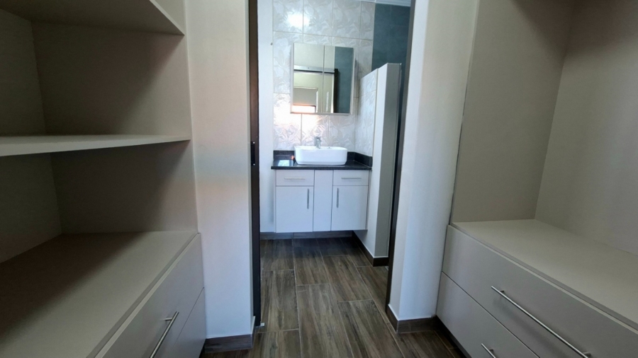 3 Bedroom Property for Sale in Stilbaai Wes Western Cape